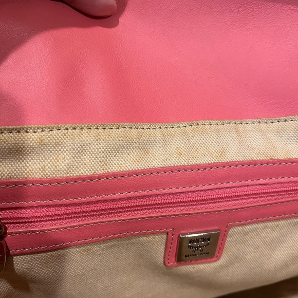 MCM WHITE VISETOS SHOPPING TOTE - Picture 12 of 16